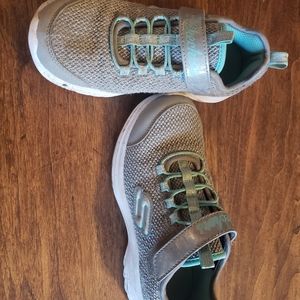 Girls Skechers